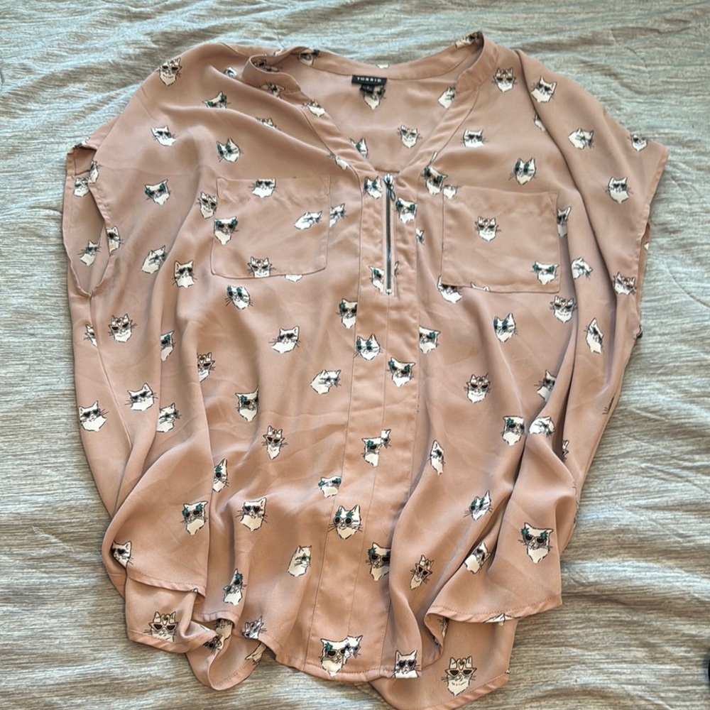 Torrid Pink Relaxed Buttoned Blouse with Mandarin Collar